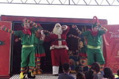 Teatro-Fabrica-de-Brinquedos-do-Papai-Noel-no-Caminhao-Palco-Itinerante-da-Cultura-na-Fazenda-Ermitage